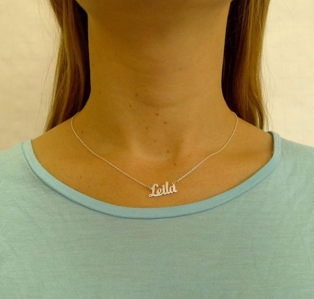 Серебряное колье с именем Leila / цепочка с именем Leila / серебряная подвеска с именем Leila VL-4/215 фото